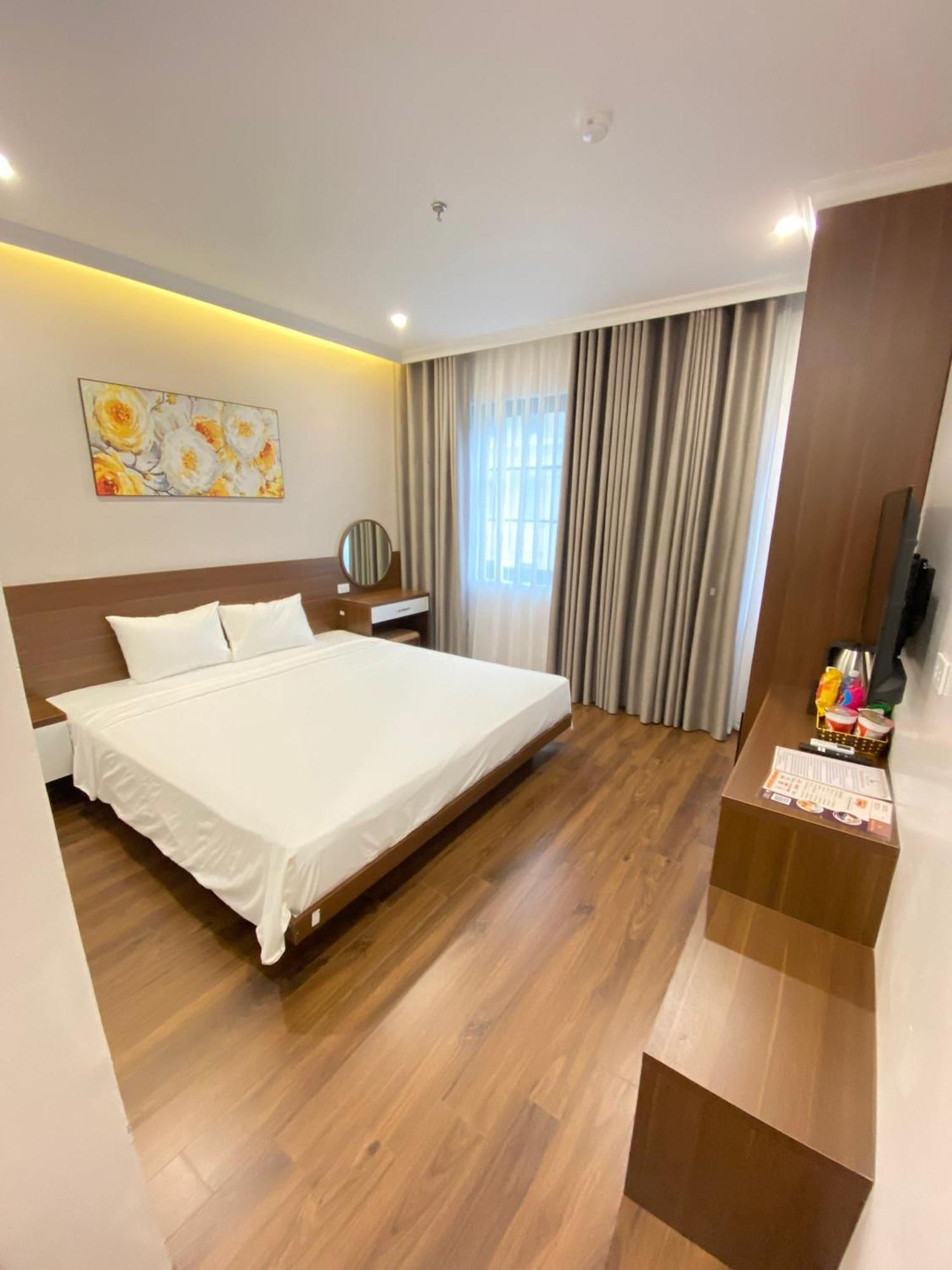 Moonlight Hotel Hạ Long Extérieur photo